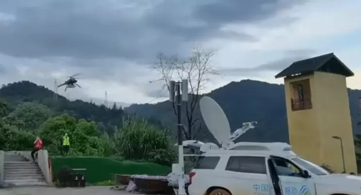 Intervention d'urgence pour la réparation des communications en zone sinistrée ! Des hélicoptères sans pilote sont déployés à Shaoguan.